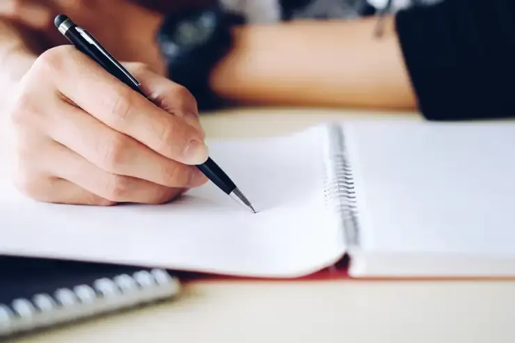 فرصت برای تبدیل پایان ‌نامه به کتاب